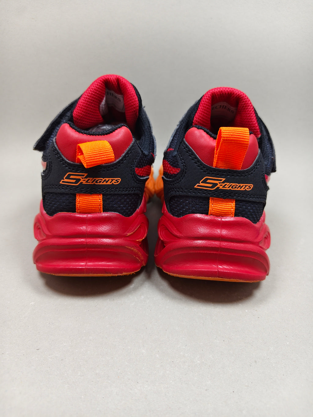 Skechers Thermo Flash . Size : EUR  32 | Premium