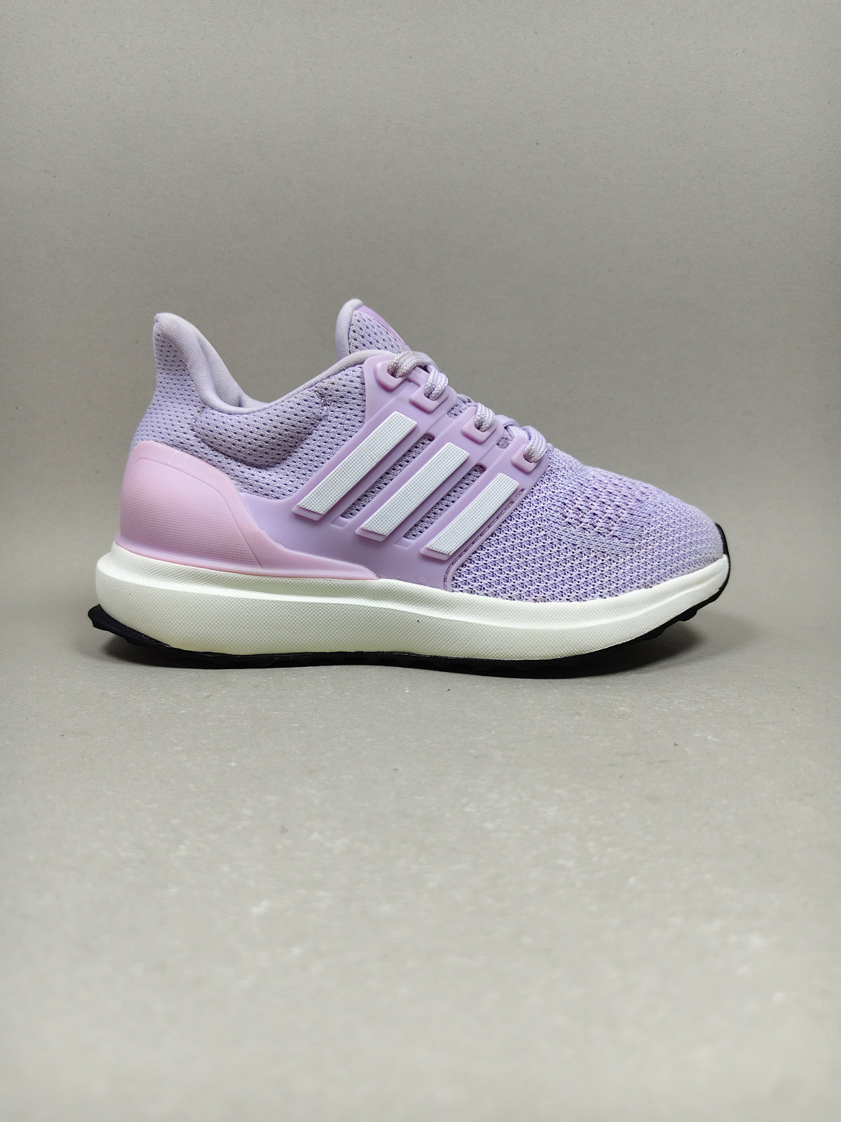 Adidas U Bounce . Size : EUR  30 | Excellent+