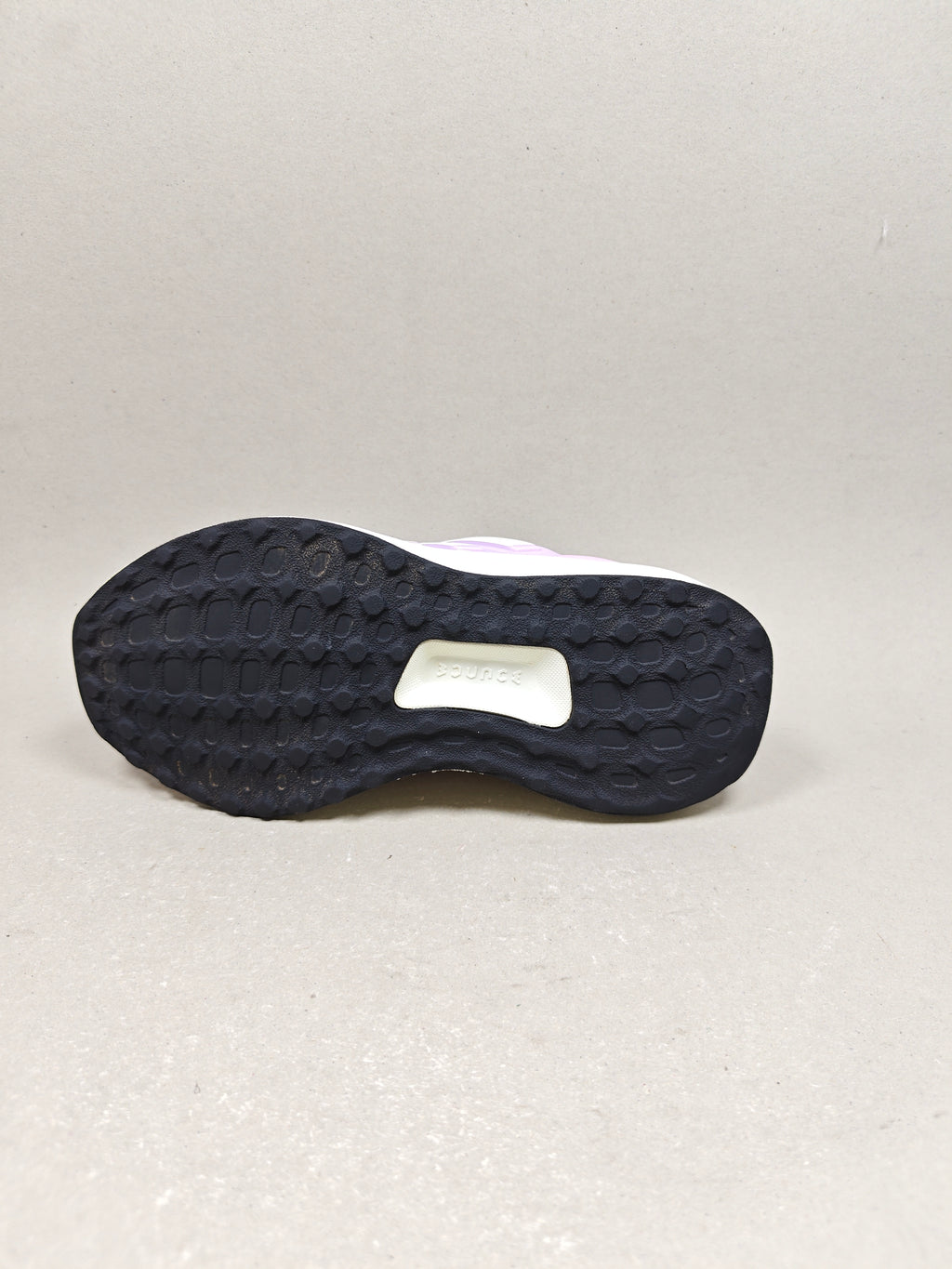 Adidas U Bounce . Size : EUR  30 | Excellent+