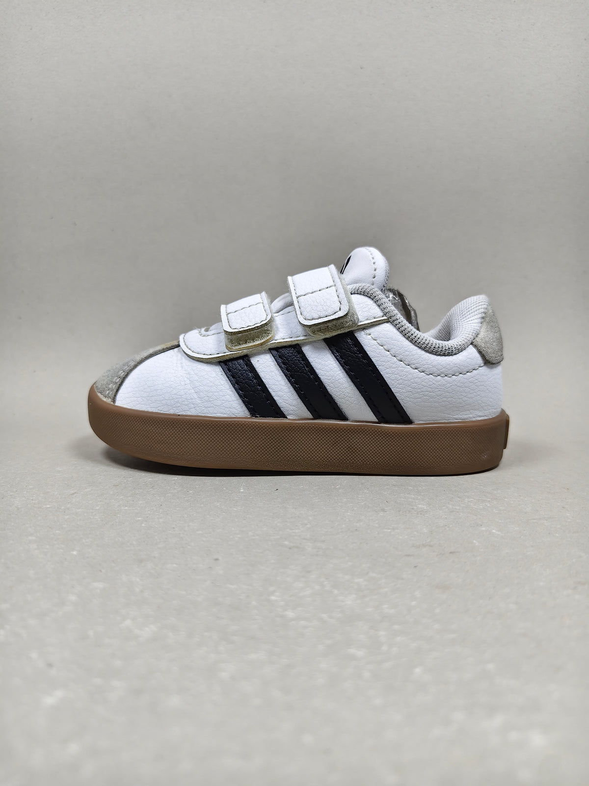 Adidas VL Court . Size : EUR  23 | Excellent+