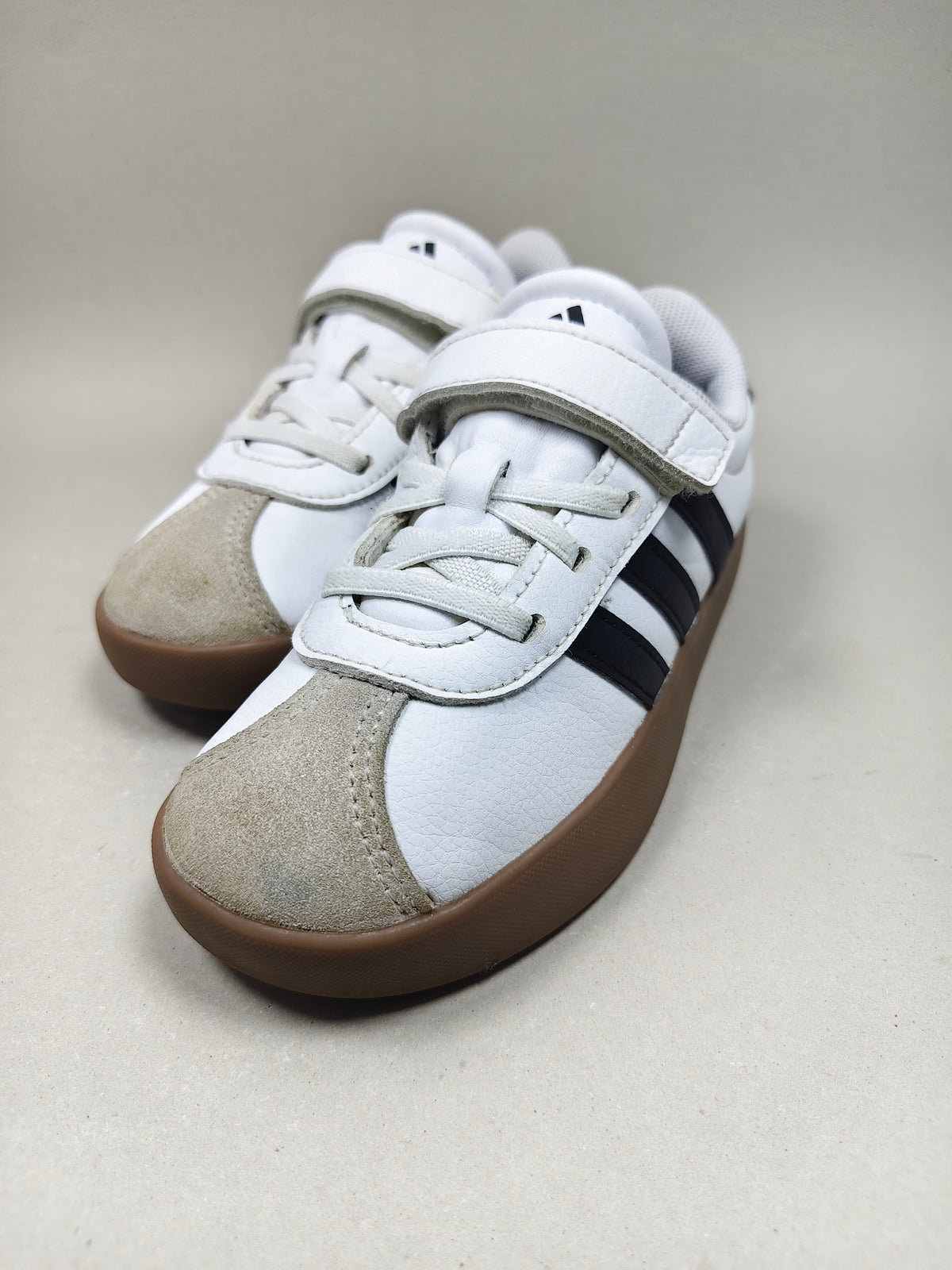 Adidas VL Court . Size : EUR  29 | Premium