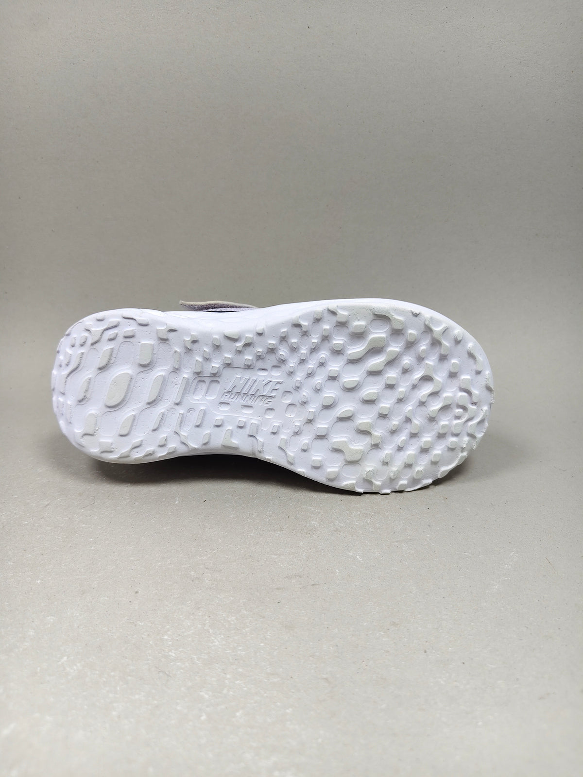 Nike Revolution 6 . Size : EUR  26 | Premium