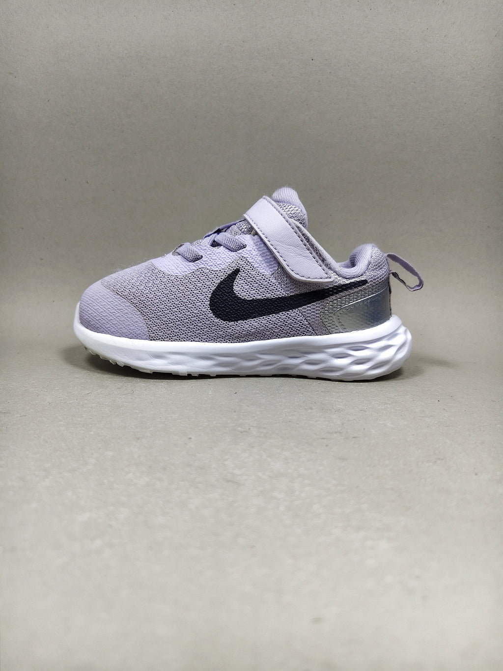 Nike Revolution 6 . Size : EUR  26 | Premium