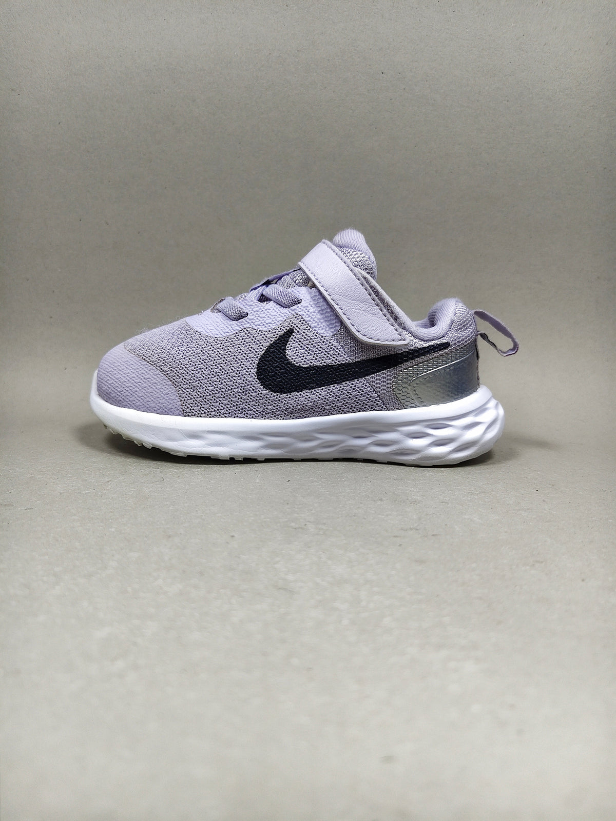 Nike Revolution 6 . Size : EUR  26 | Premium