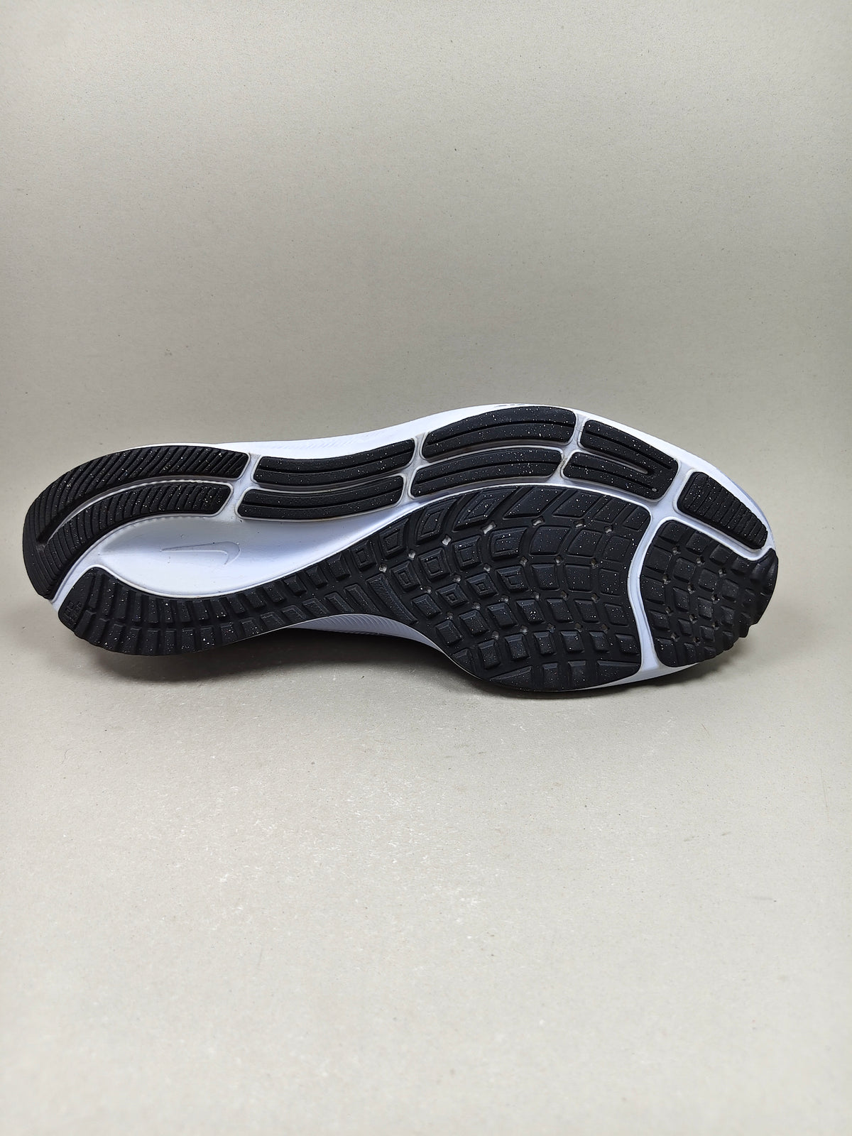 Nike Zoom Pegasus 38 . Size : EUR  42 |Excellent +