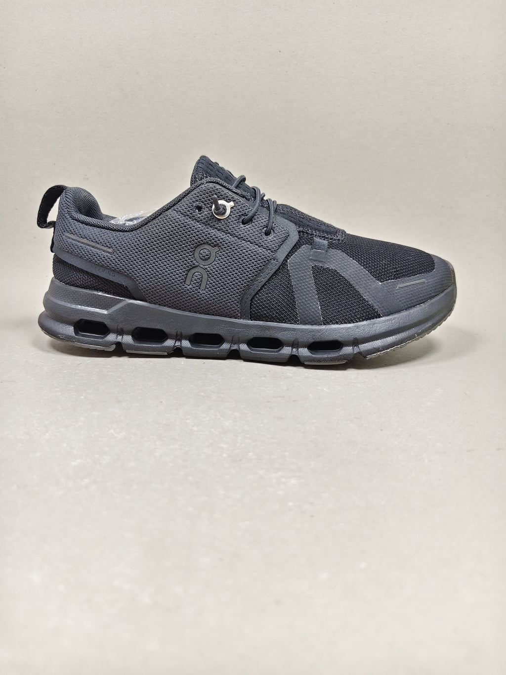 On Cloud Sky Youth . Size : EUR  36 | Premium