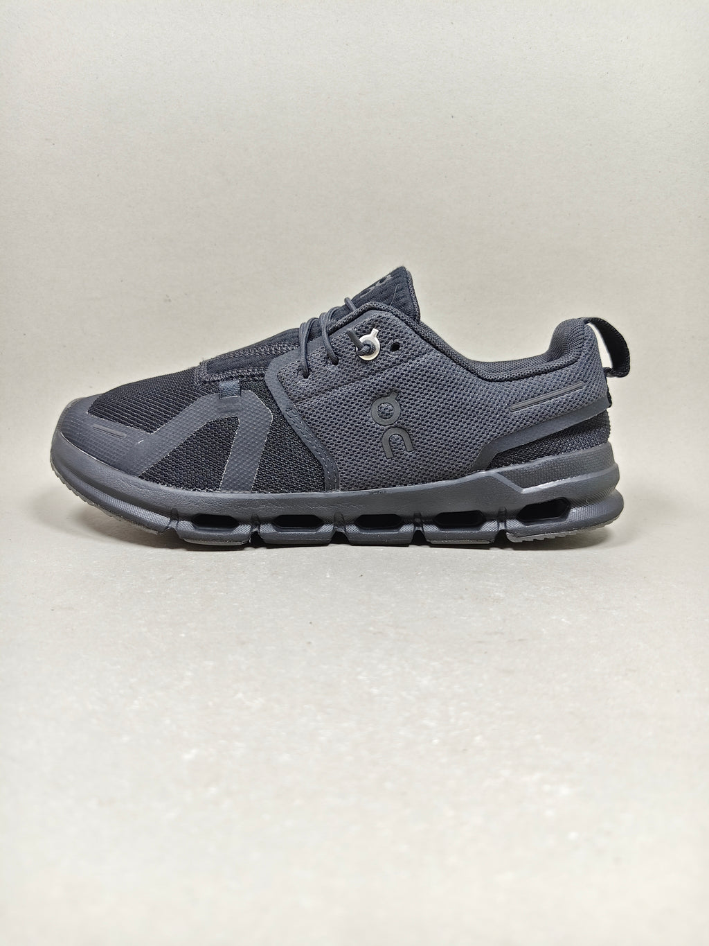 On Cloud Sky Youth . Size : EUR  36 | Premium
