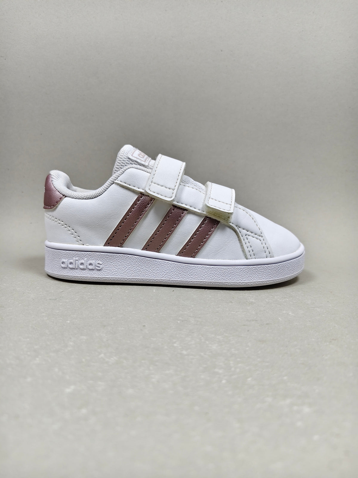 Adidas Grand Court . Size : EUR  26 | Premium