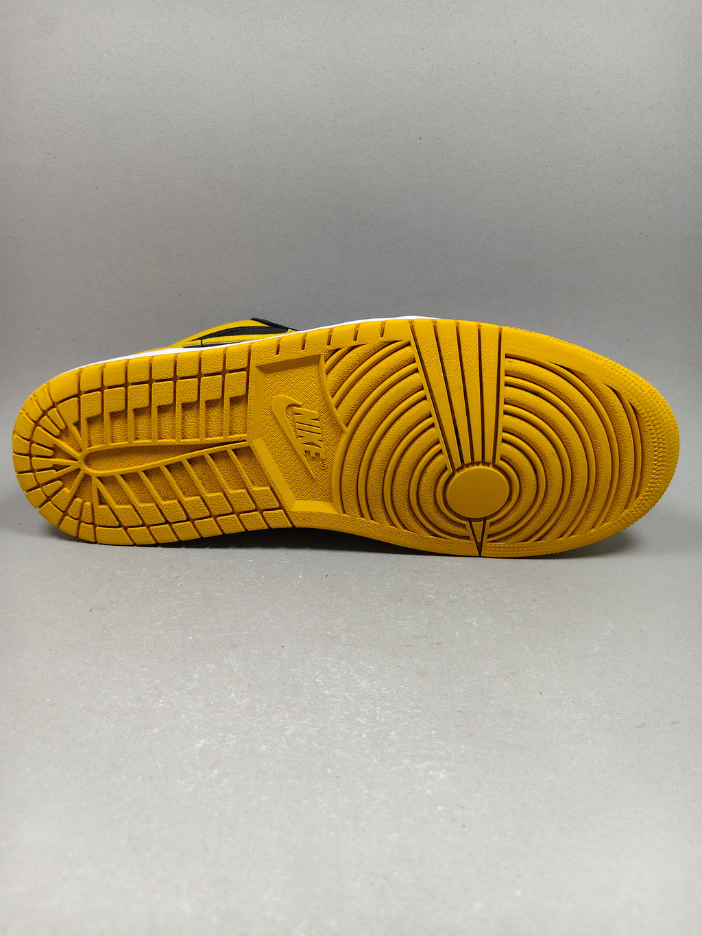 Nike Air Jordan Low . Size : EUR  44.5 | Premium