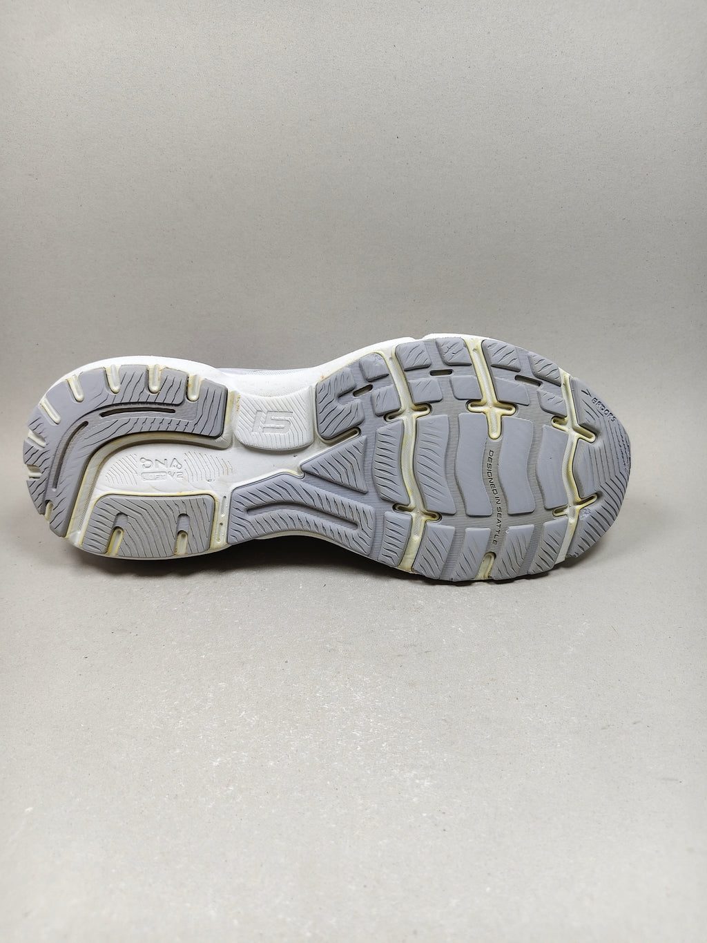 Brooks Ghost 15 . Size : EUR  43 | Excellent+