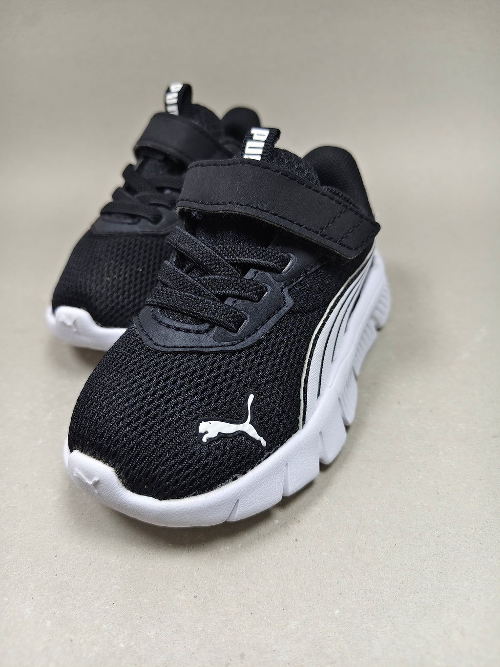 Puma Flex Focus Modern . Size : EUR  22 | Premium