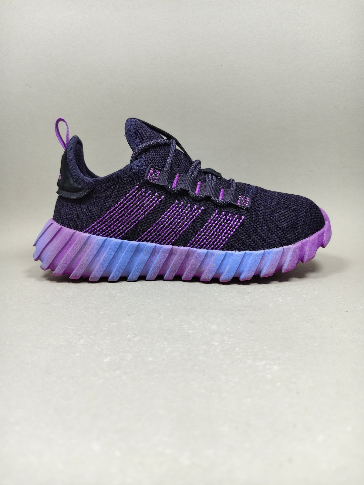 Adidas Kaptir Flow . Size : EUR  35 | Premium