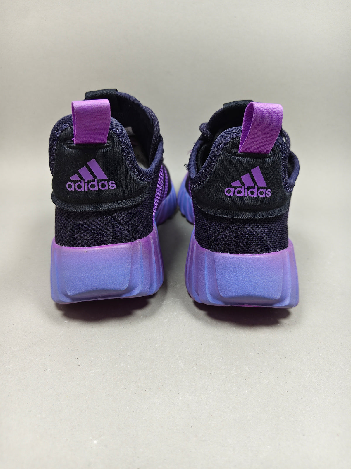 Adidas Kaptir Flow . Size : EUR  35 | Premium
