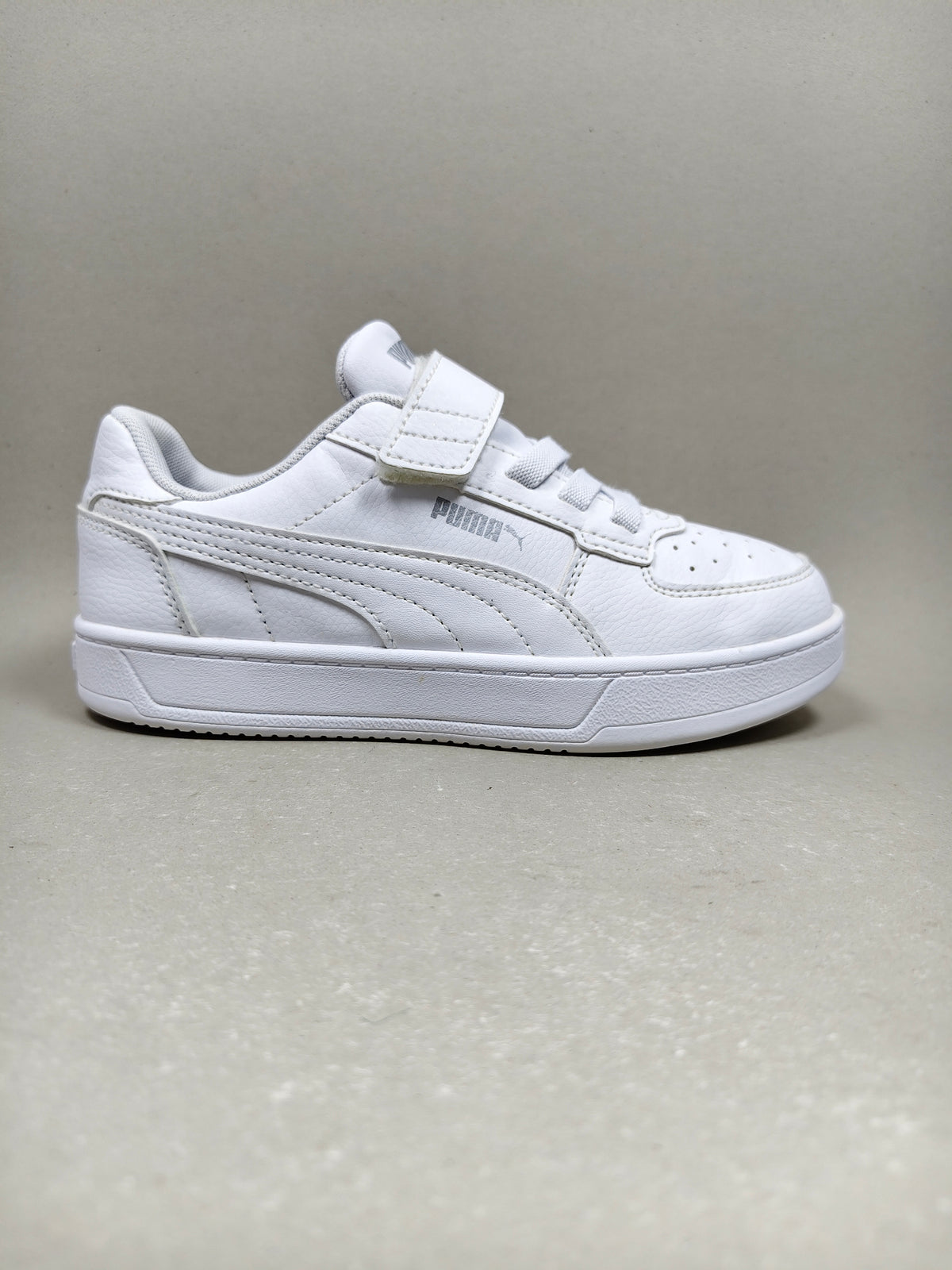Puma Caven 2.0 . Size : EUR  33 | Premium