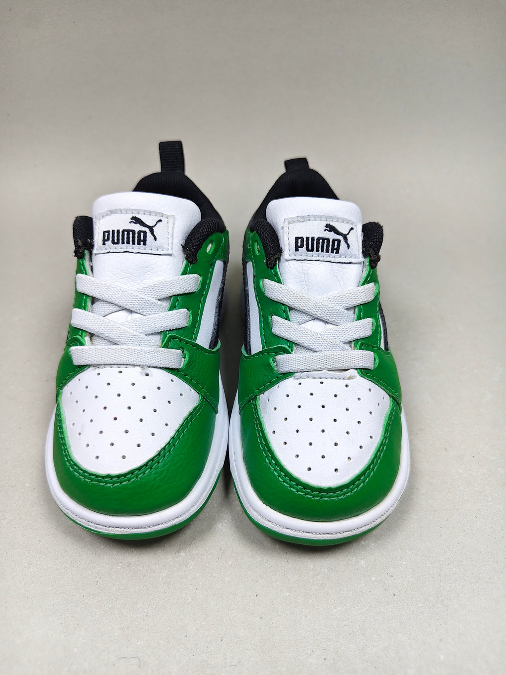 Puma Rebound v6 . Size : EUR  22 | Premium