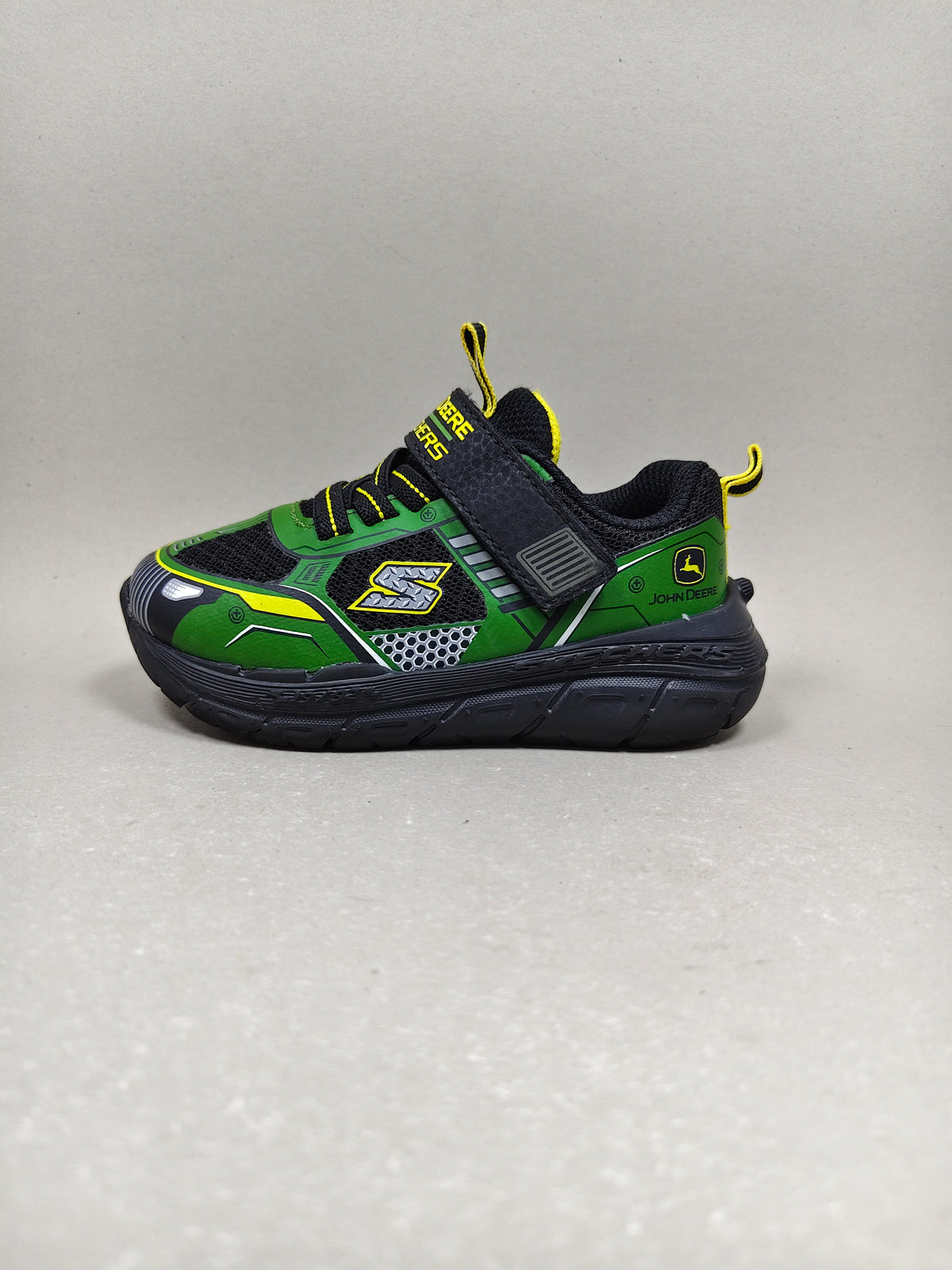 Skechers X John Deere . Size : EUR  23 | Premium