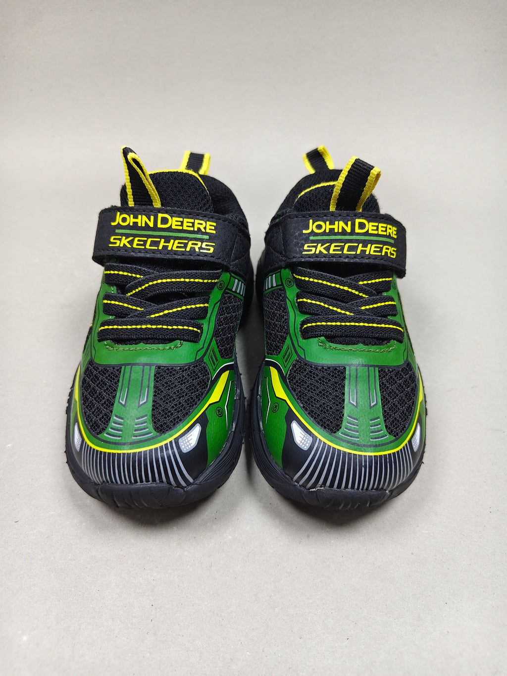Skechers X John Deere . Size : EUR  23 | Premium