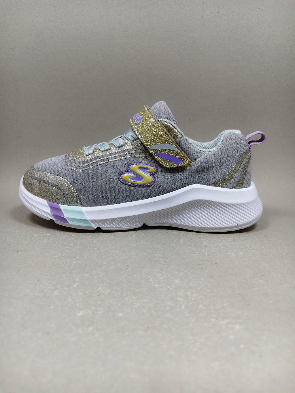 Skechers Dreamy Lights . Size : EUR  32 | Premium