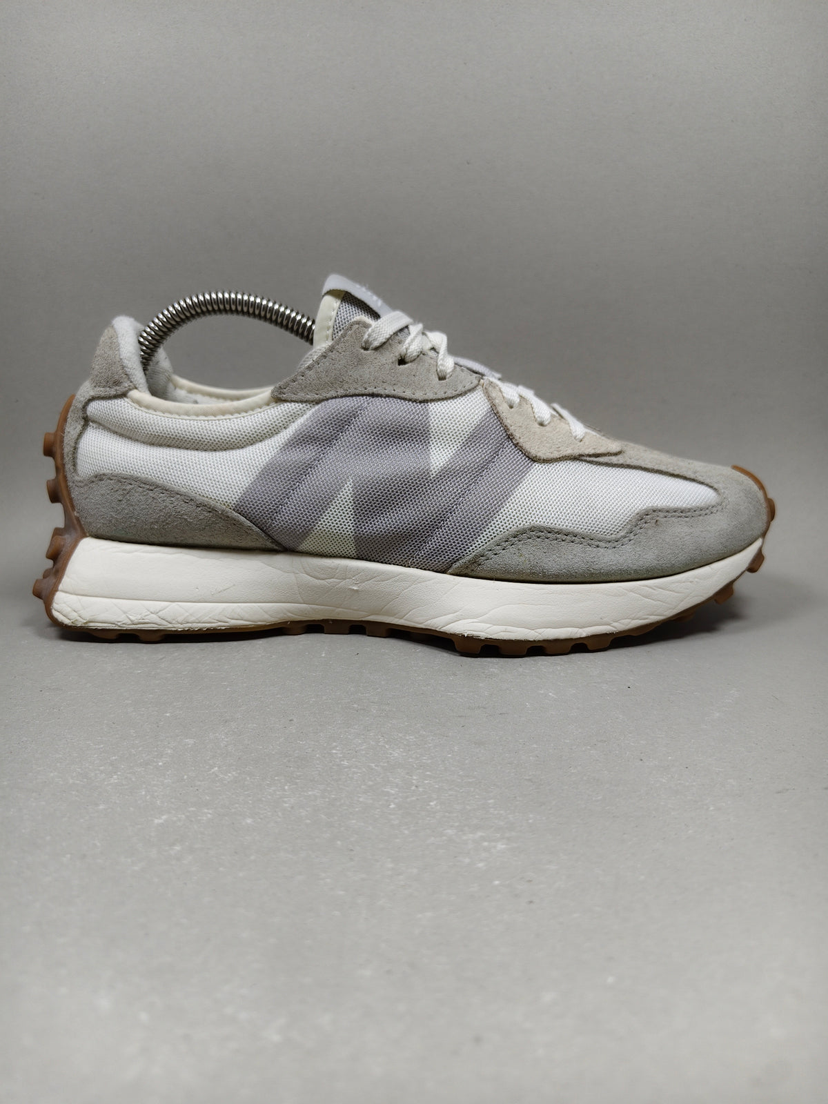 New Balance 327 . Size : EUR  41.5 | Excellent+