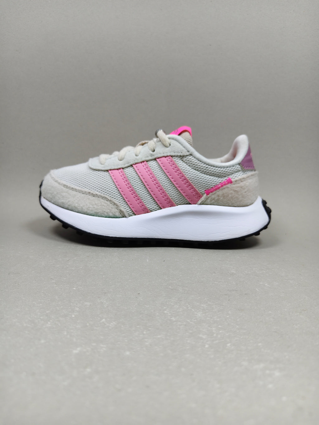Adidas Run 70s . Size : EUR  28 | Excellent+