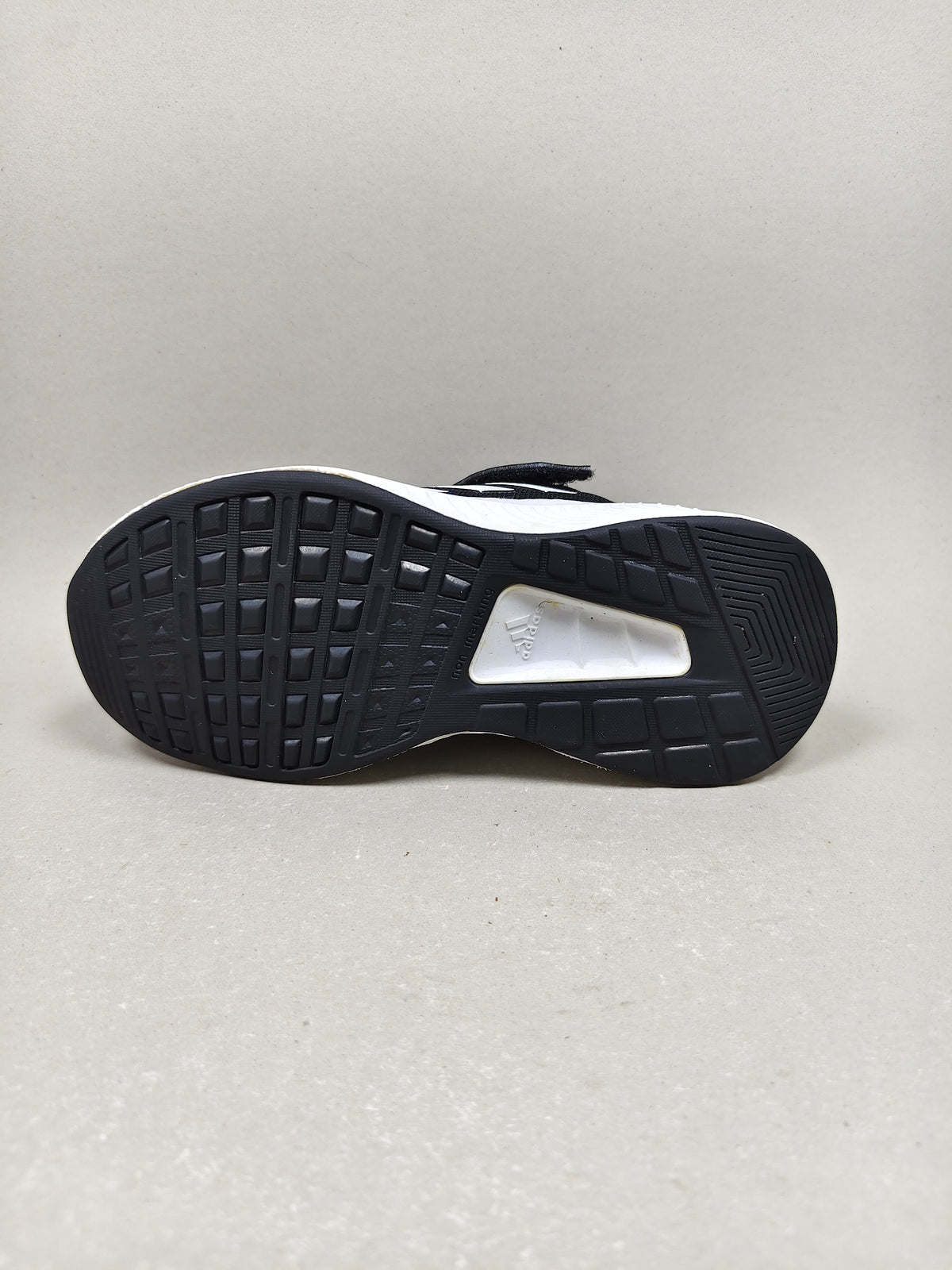 Adidas Run Falcon . Size : EUR  28 | Premium