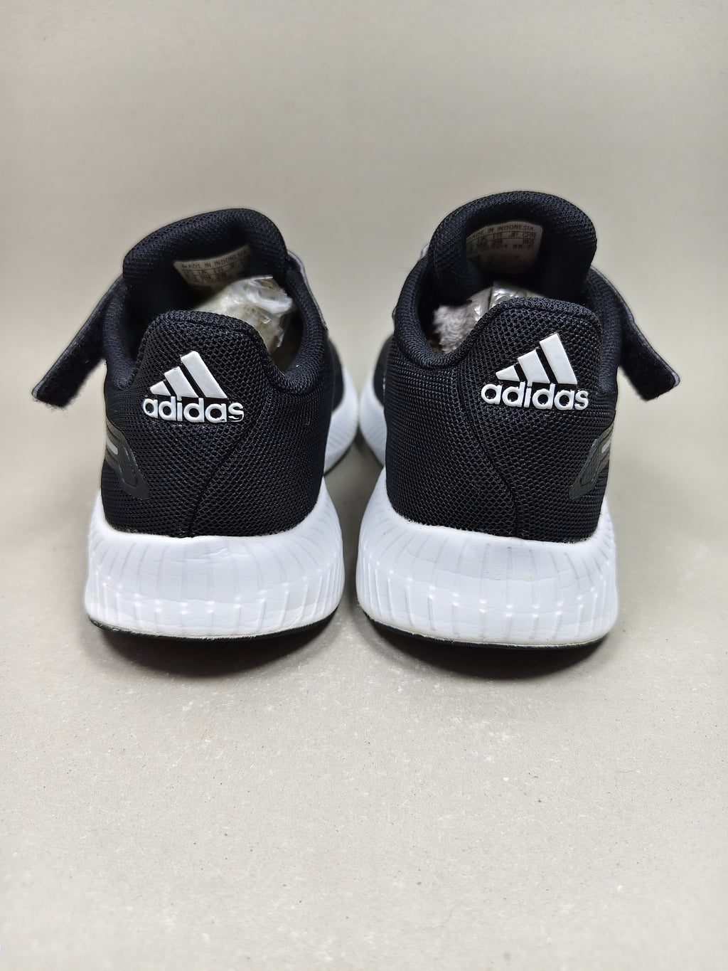 Adidas Run Falcon . Size : EUR  28 | Premium