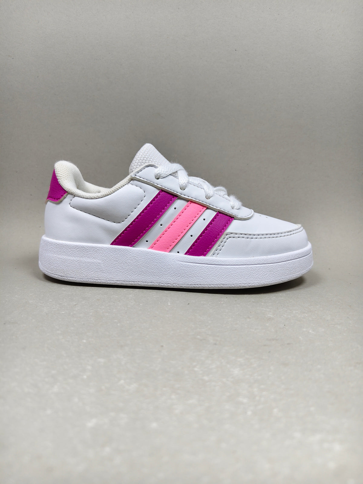 Adidas Break Net  . Size : EUR  28.5| Premium