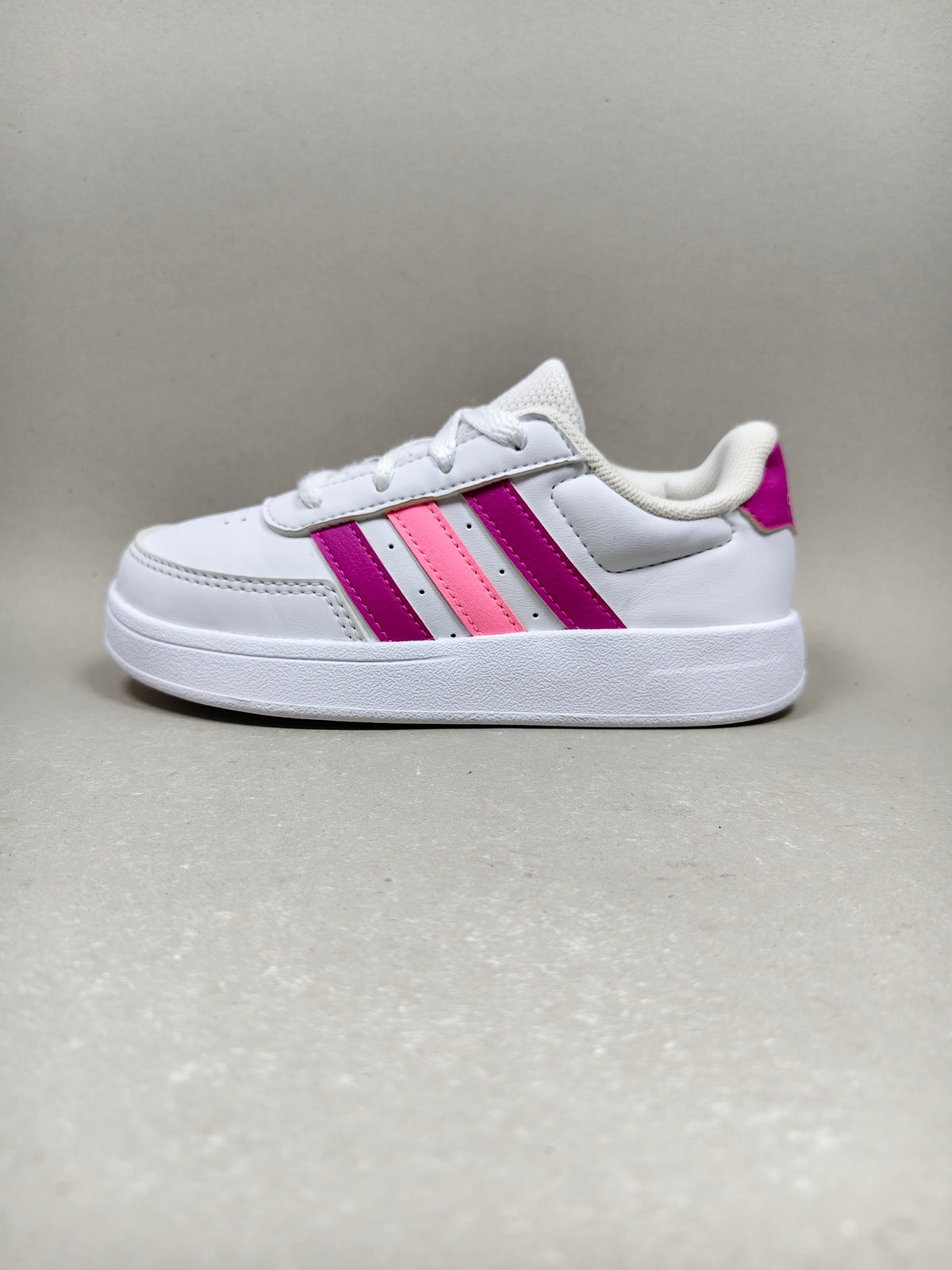 Adidas Break Net  . Size : EUR  28.5| Premium