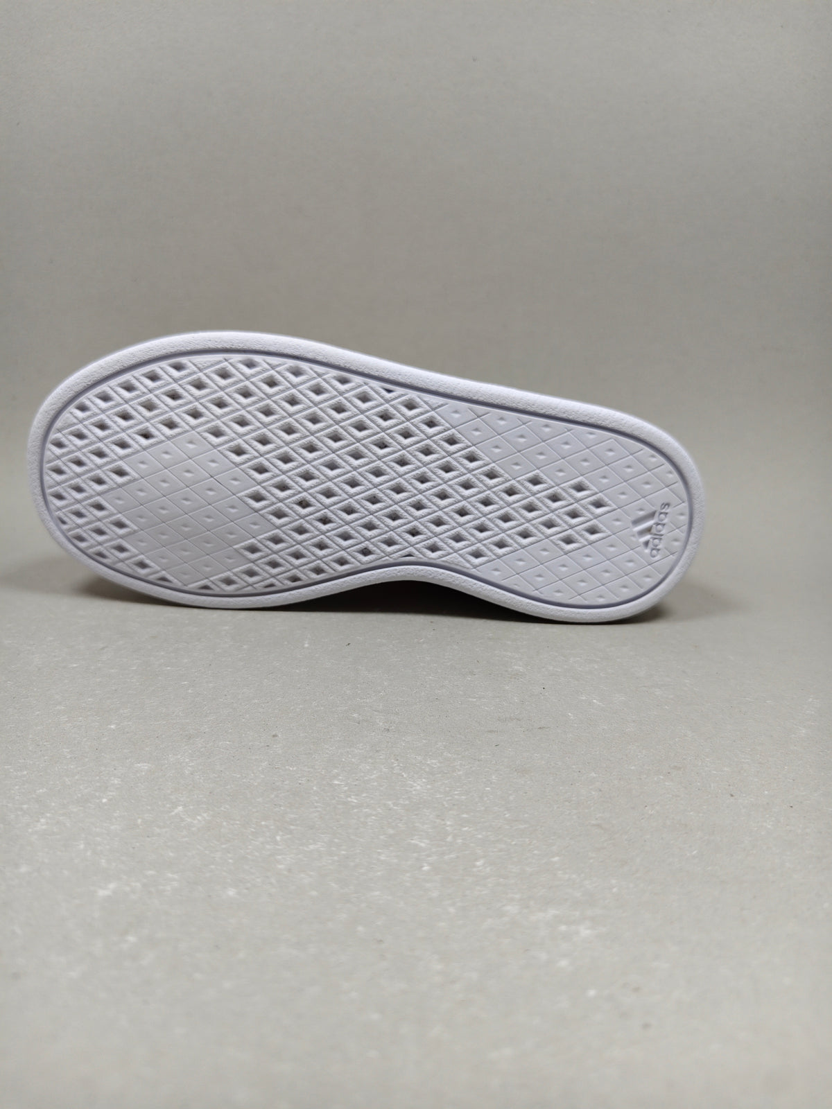 Adidas Break Net  . Size : EUR  28.5| Premium