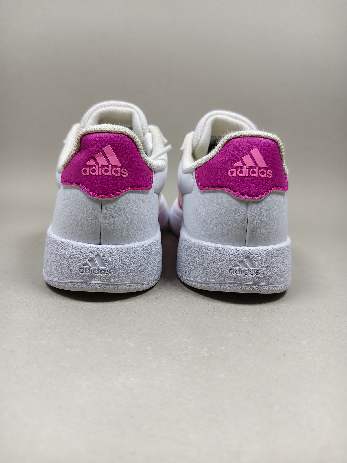 Adidas Break Net  . Size : EUR  28.5| Premium